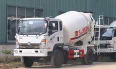 重汽王牌3方攪拌車