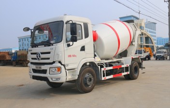 大運(yùn)風(fēng)景6方攪拌車