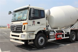 福田歐曼12方攪拌車(chē)