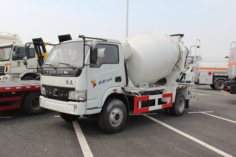 躍進(jìn)2方隧道攪拌車