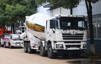 陜汽德龍18方水泥攪拌車